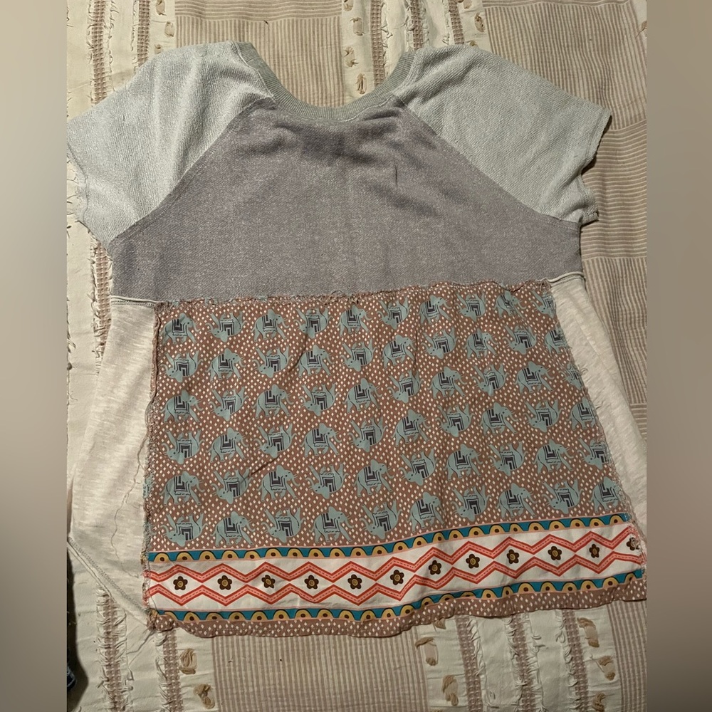 Elephant Print Top - Picture 3 of 8